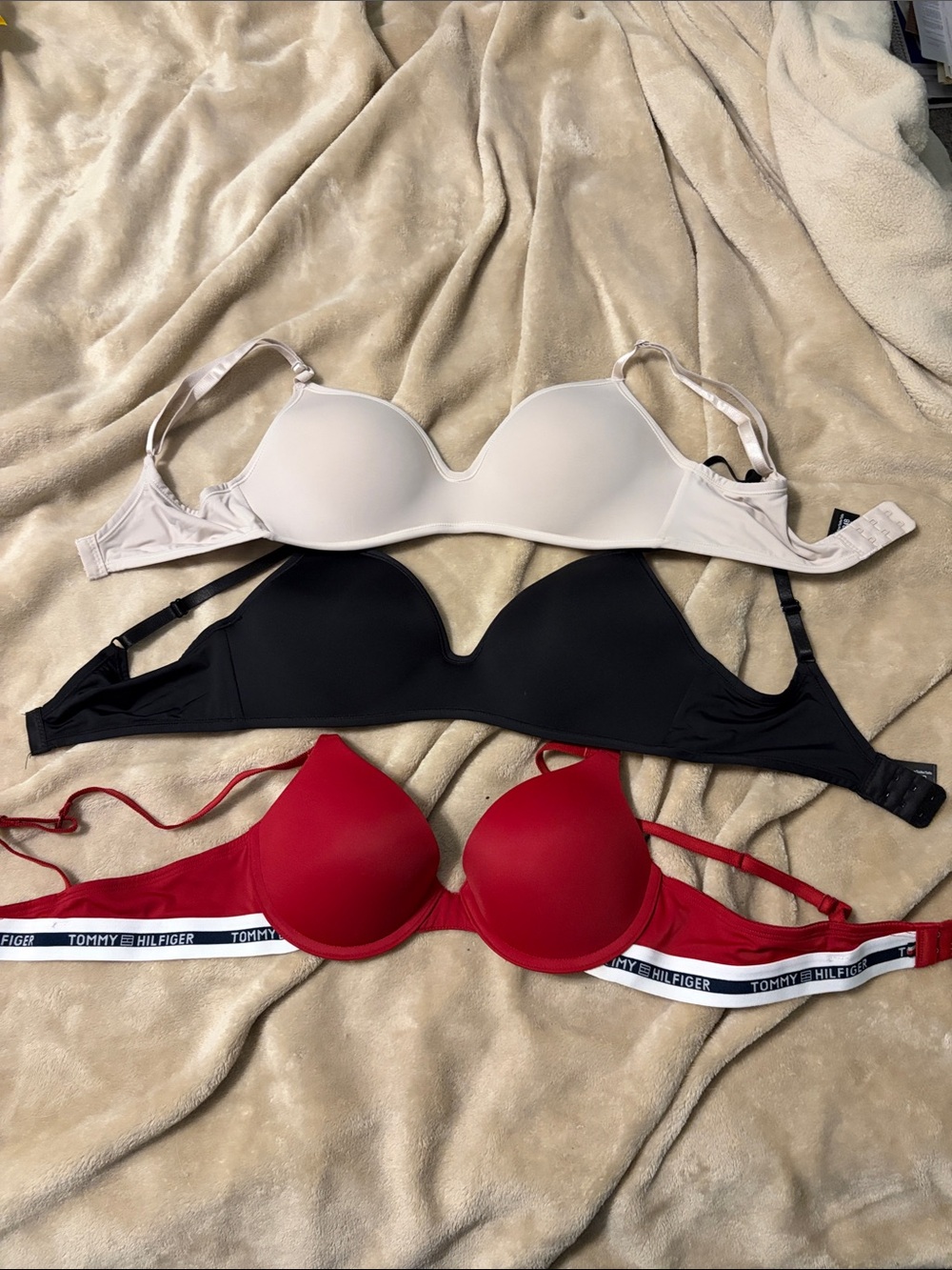 Tommy Hilfiger Red, Black & Cream Smooth T-Shirt Bra Trio